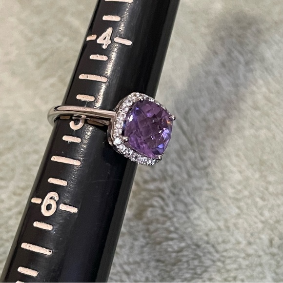 Steeling Silver Amethyst Ring - Picture 2 of 6